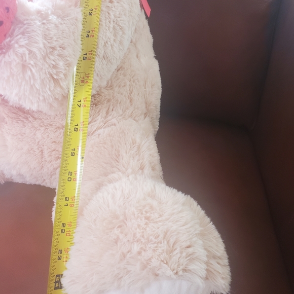 Big plush bear, new with heart in hand - Picture 9 of 15